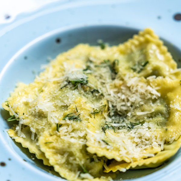 Ravioli ze szpinakiem i ricottą