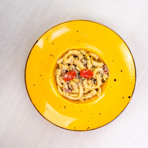 Strozzapreti al Prosciutto Crudo